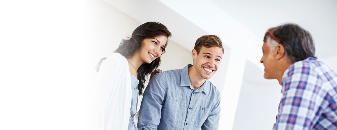 contractor consultation with homeowners